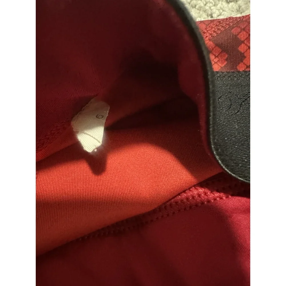 Lululemon What The Sport Short Mini Ziggy‎ Snake Red Tide 6
